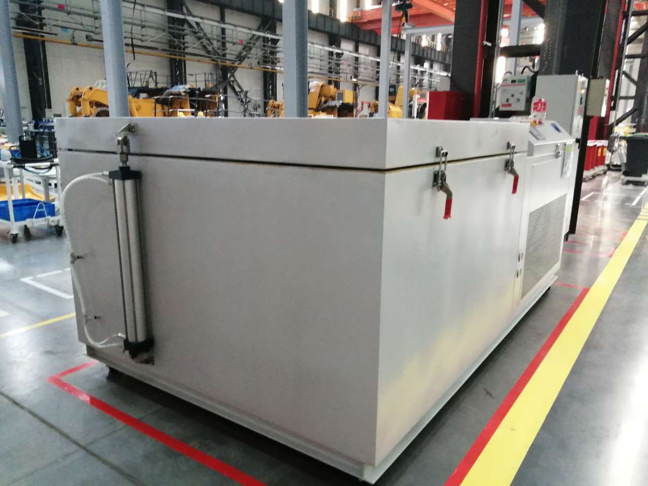 Application Note of Low Temperature Refrigerator for Cold Shrink Assembly of Automobile Engine Parts(images 2)